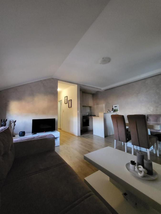 Apartman Crown วรินรัชกา บานยา ภายนอก รูปภาพ
