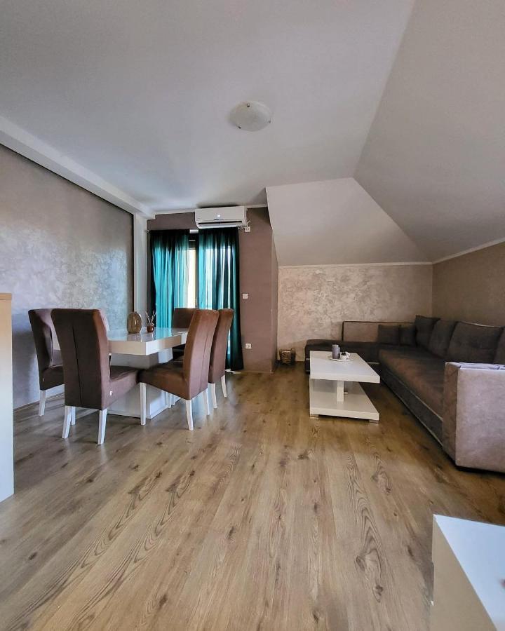 Apartman Crown วรินรัชกา บานยา ภายนอก รูปภาพ