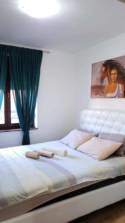 Apartman Crown วรินรัชกา บานยา ภายนอก รูปภาพ